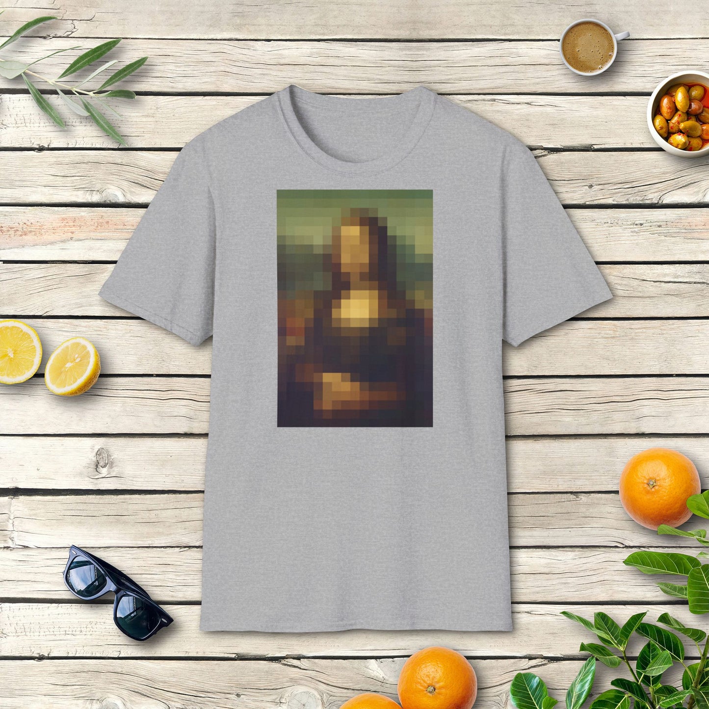 Mona L. - T-Shirt