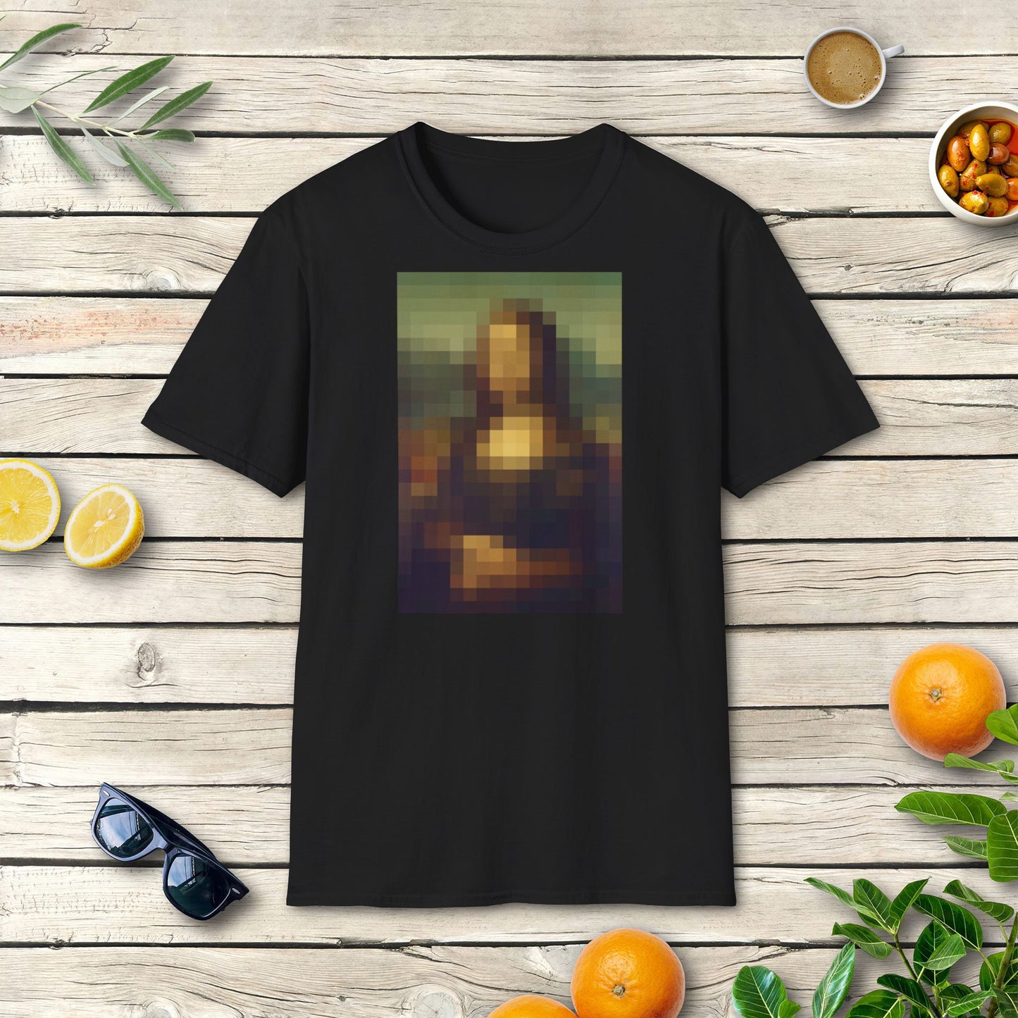 Mona L. - T-Shirt